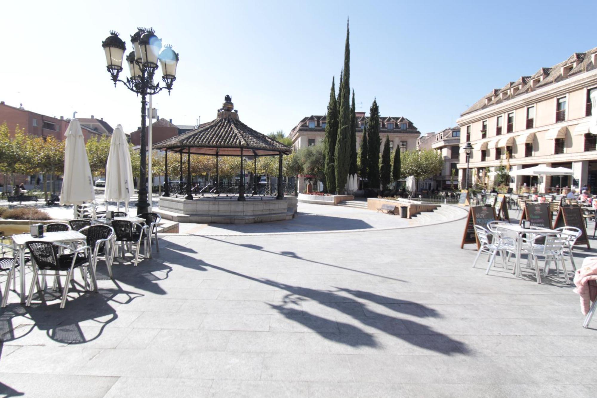 Apartamento Plaza Espana Las Rozas Bagian luar foto